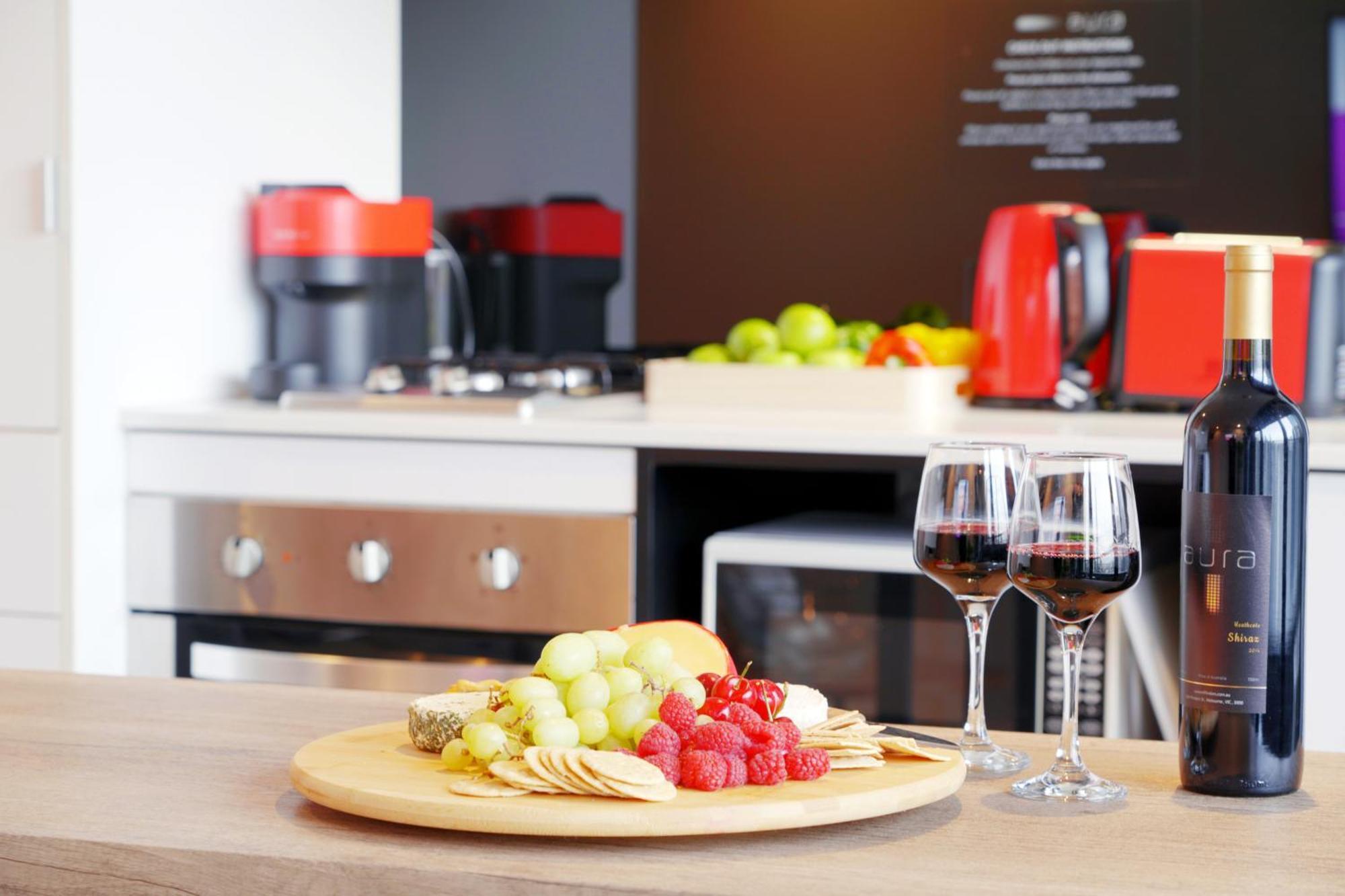 Aura On Flinders Serviced Apartments Мельбурн Екстер'єр фото