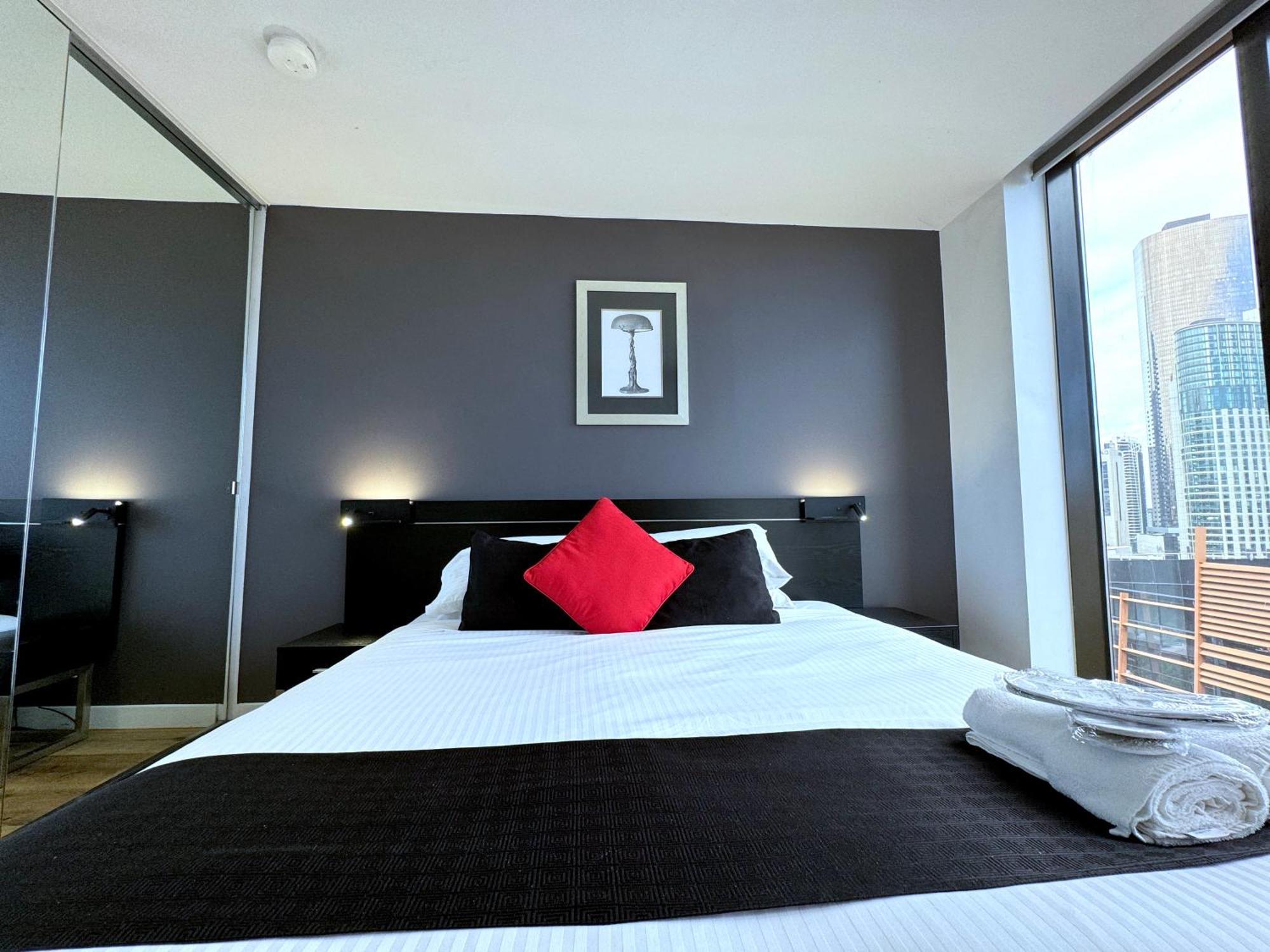 Aura On Flinders Serviced Apartments Мельбурн Екстер'єр фото